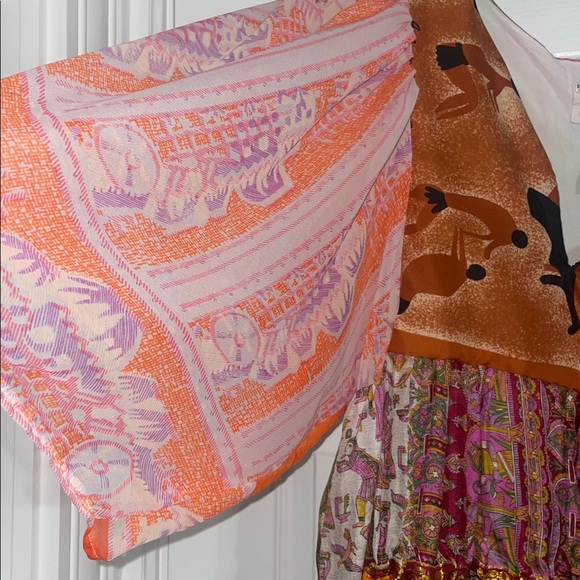 Free people /Nuuly One-of-a-Kind Kaftan Tunic - Picture 4 of 9